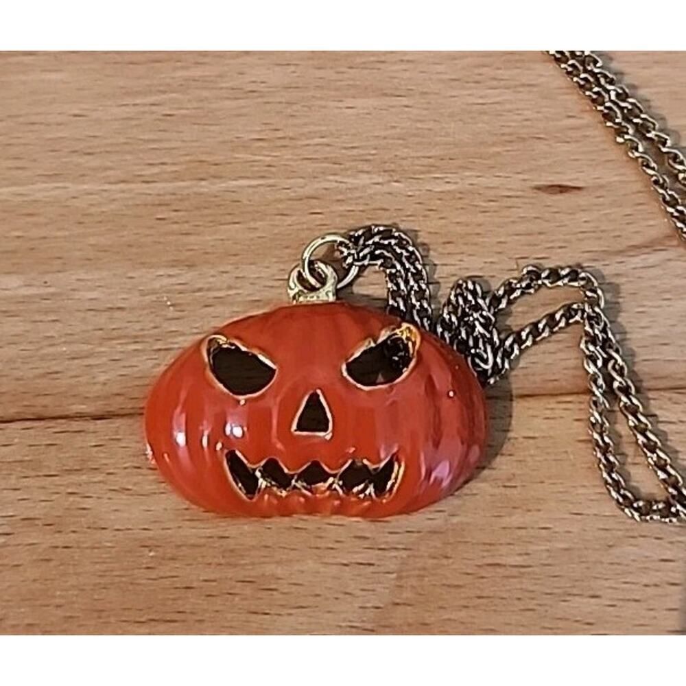 Vintage Phister Halloween Jack O Lantern Pumpkin Charm